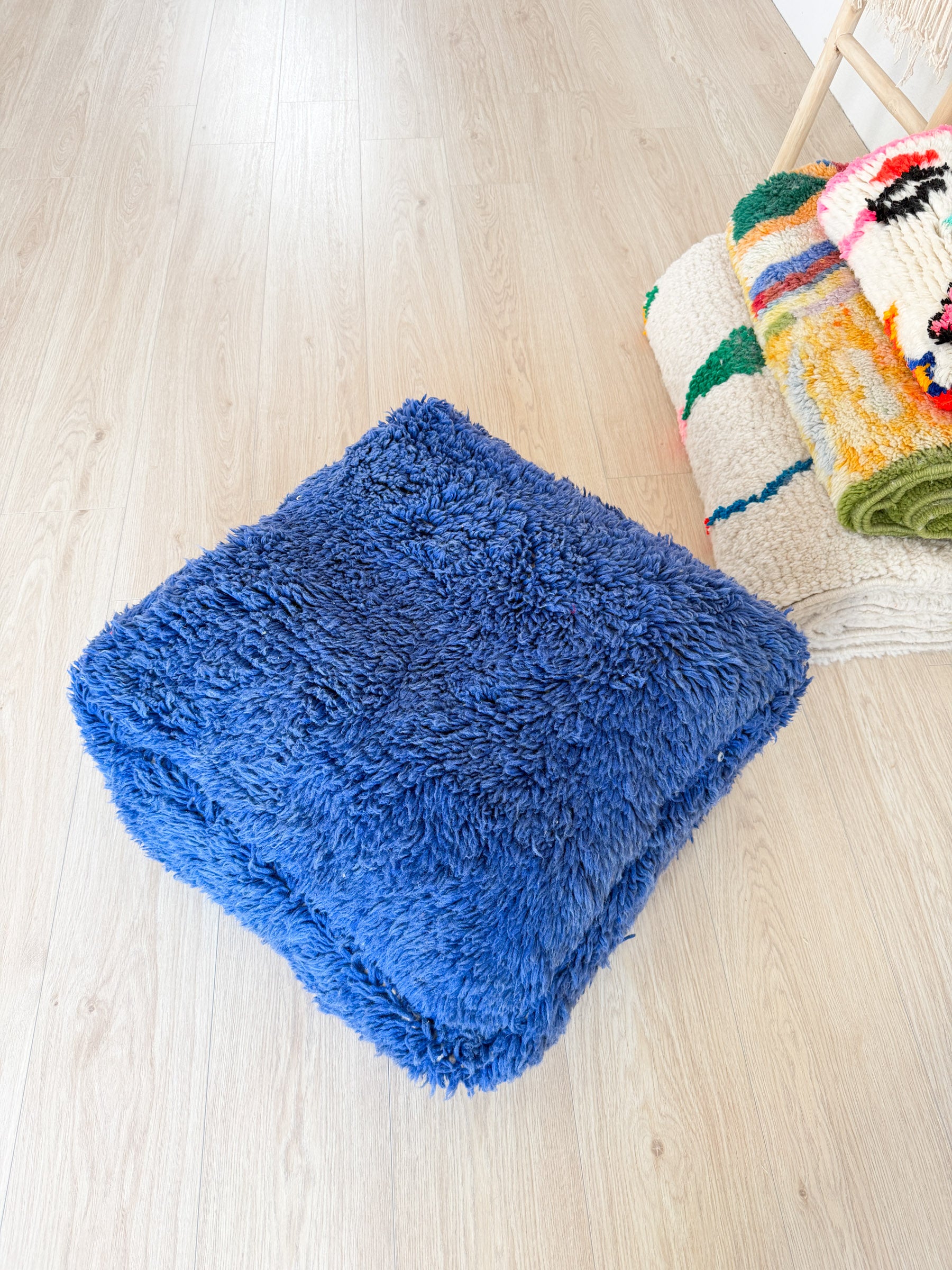 Moroccan pouf, colorful Berber pouf - 60 x 60 cm - n°88