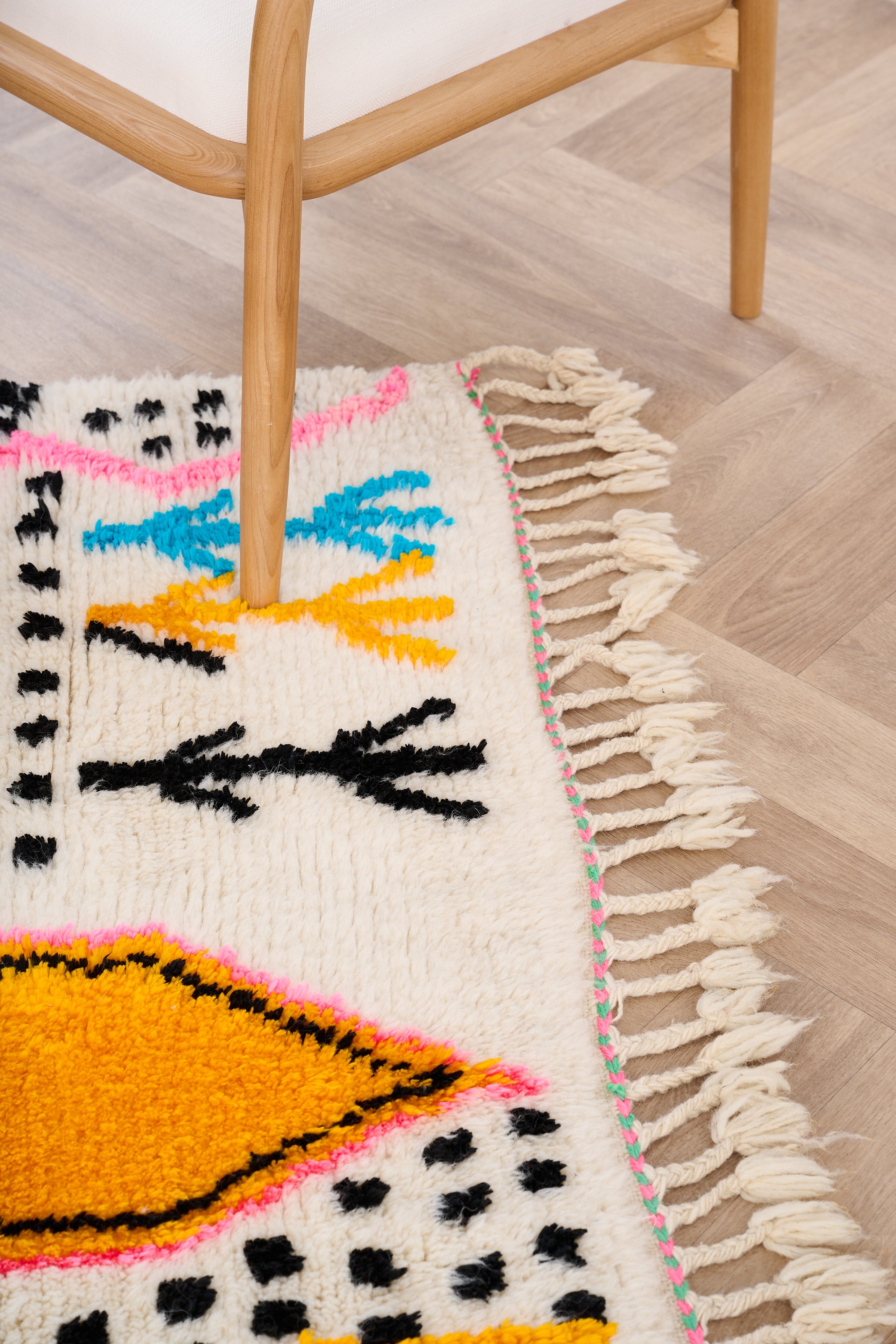 Colorful Berber rug 139 x 191 cm - n°1620