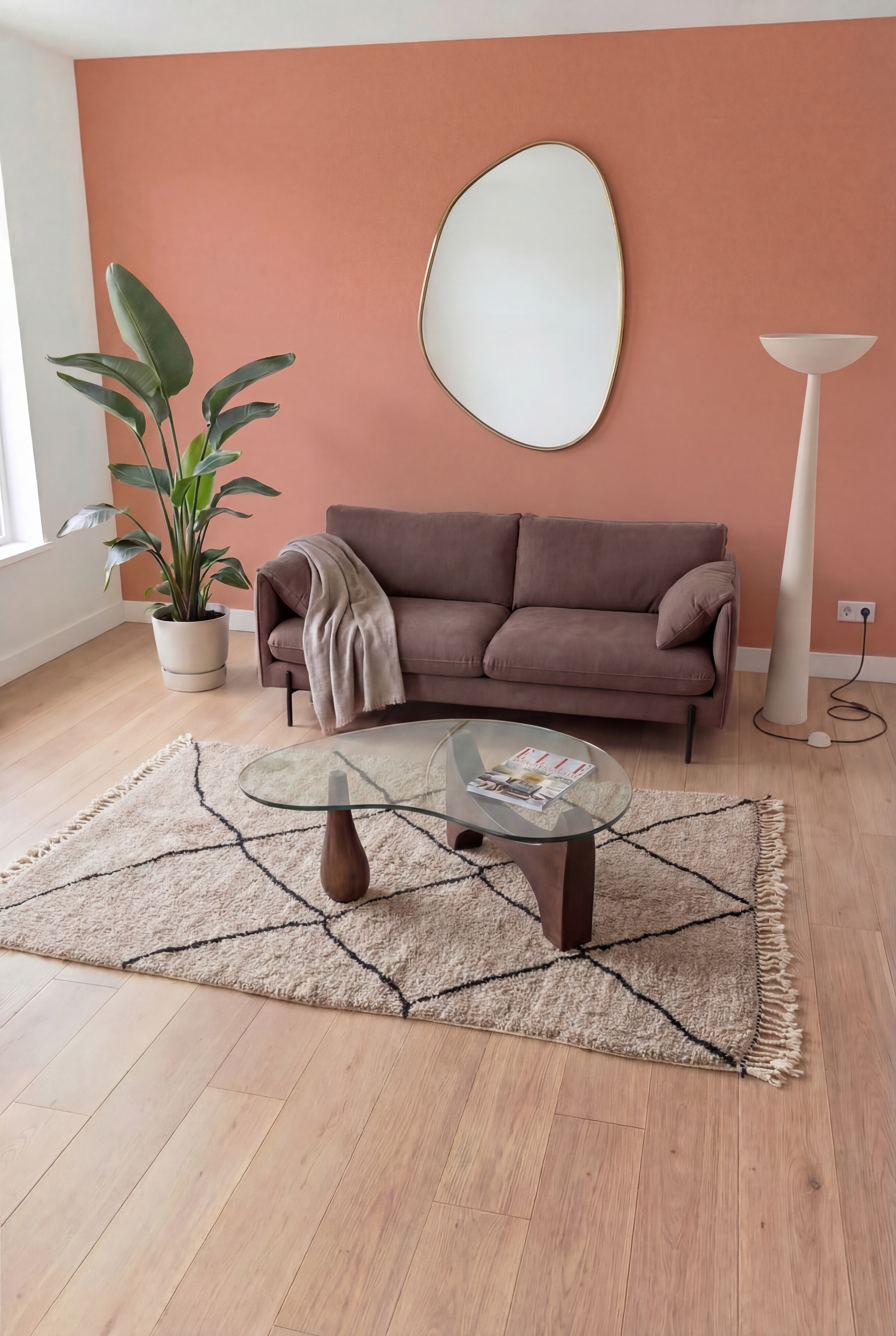 Marokkanischer Berberteppich Azilal bunt handgefertigt, Wolle und Baumwolle grau und schwarz, 150x273 cm, n1964 — in einem zeitgenössischen Wohnzimmer inszeniert | Tamazi