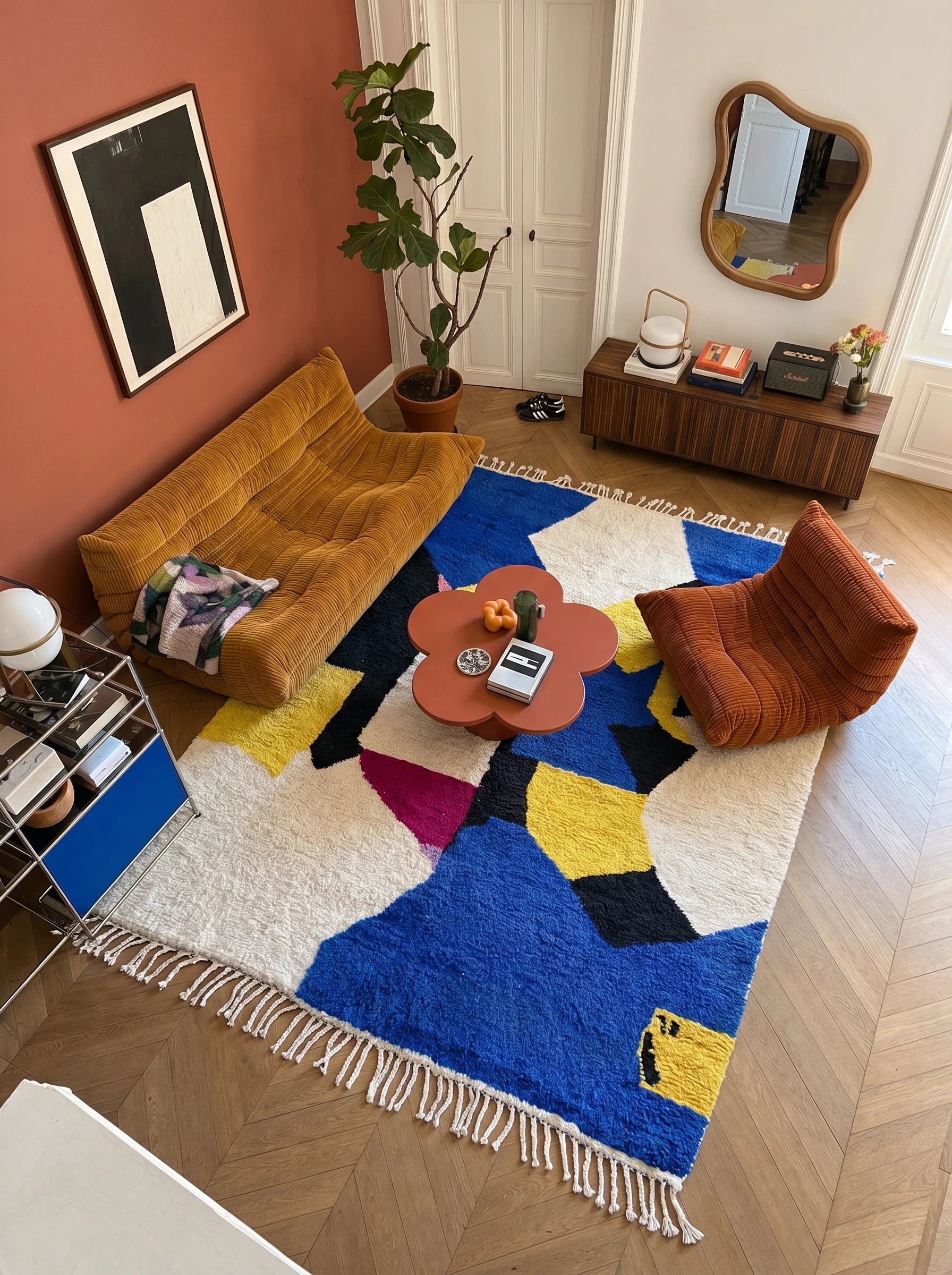 Colorful Berber rug 261 x 370 cm in a living room setting, handmade in wool | Tamazi