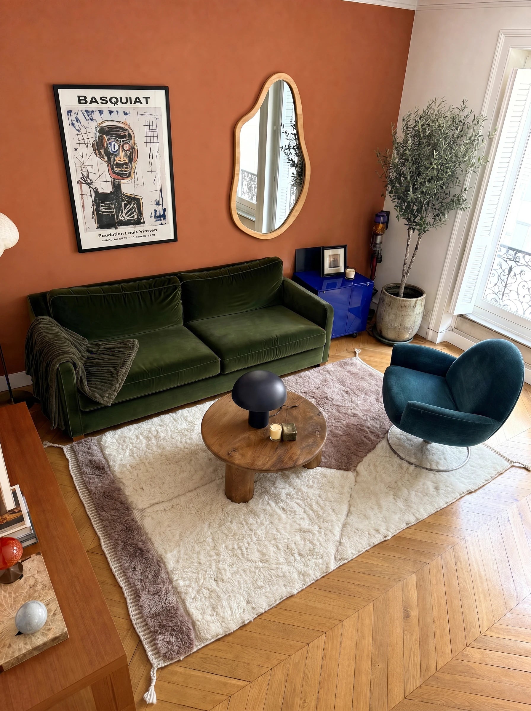 M'rirt rug 150 x 246 cm, handmade Berber wool rug in a living room setting | Tamazi